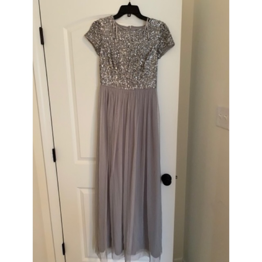 Beautiful Adrianna papell dress with sequins